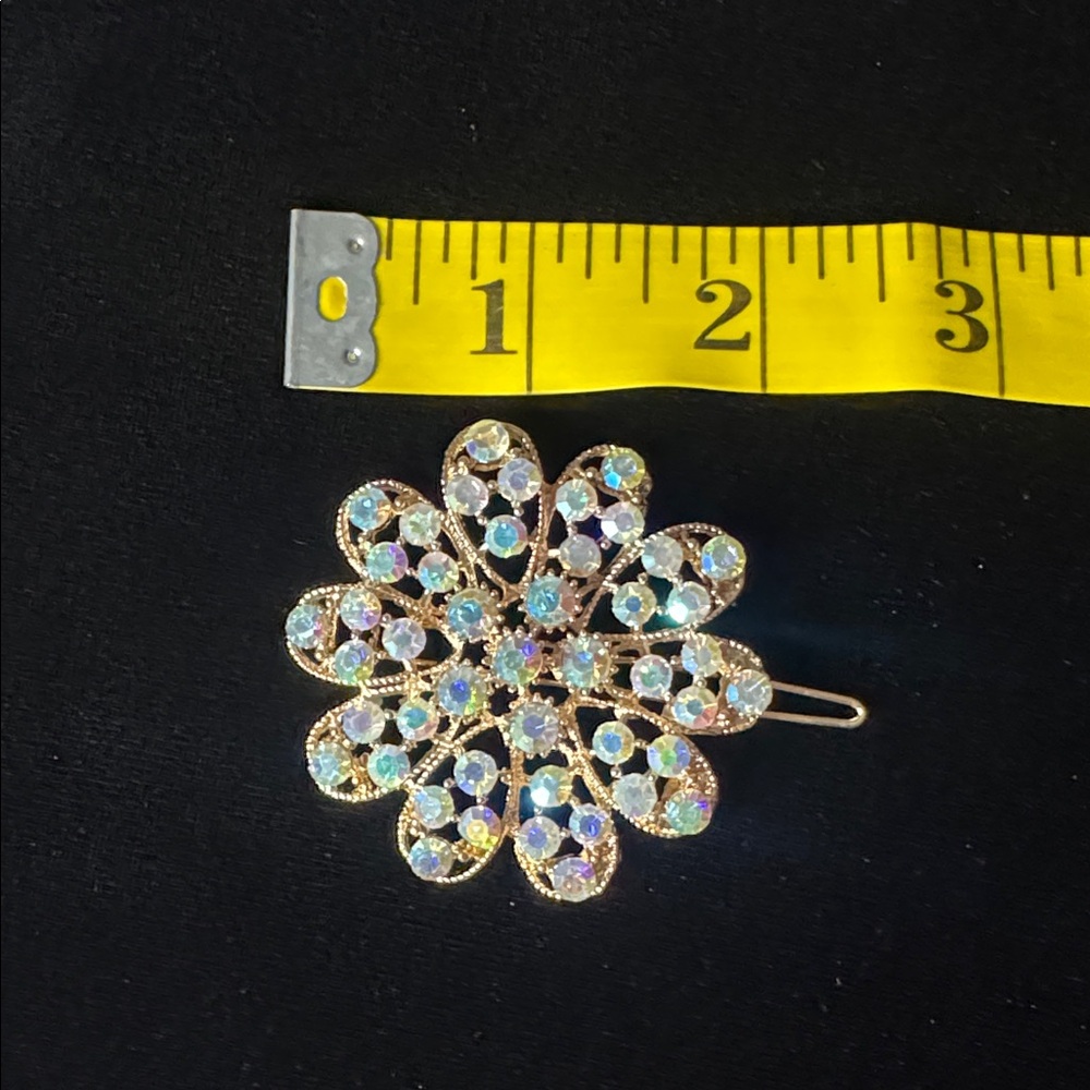 Elegant Gold and Silver Crystal Hair Barrettes NWOT - Picture 5 of 7